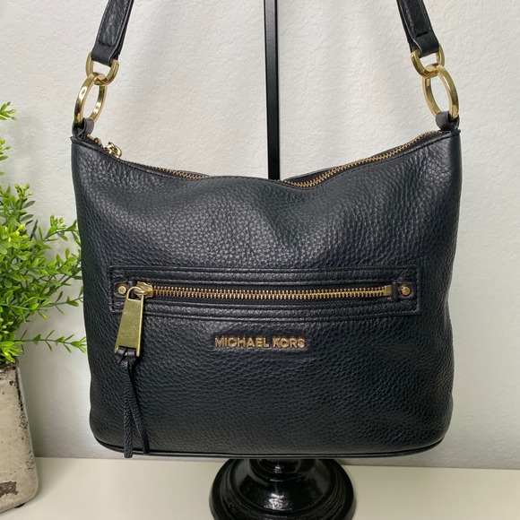 Michael Kors Lupita Medium Black Leather Shoulder Bag Zip Top - Picture 1 of 15